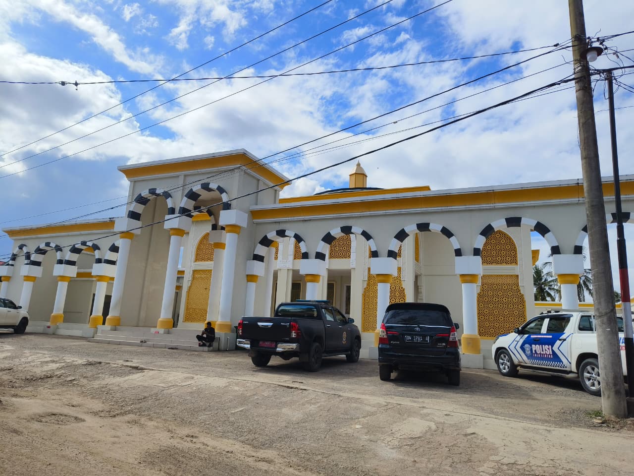 MASJID RAYA BAKUNGE